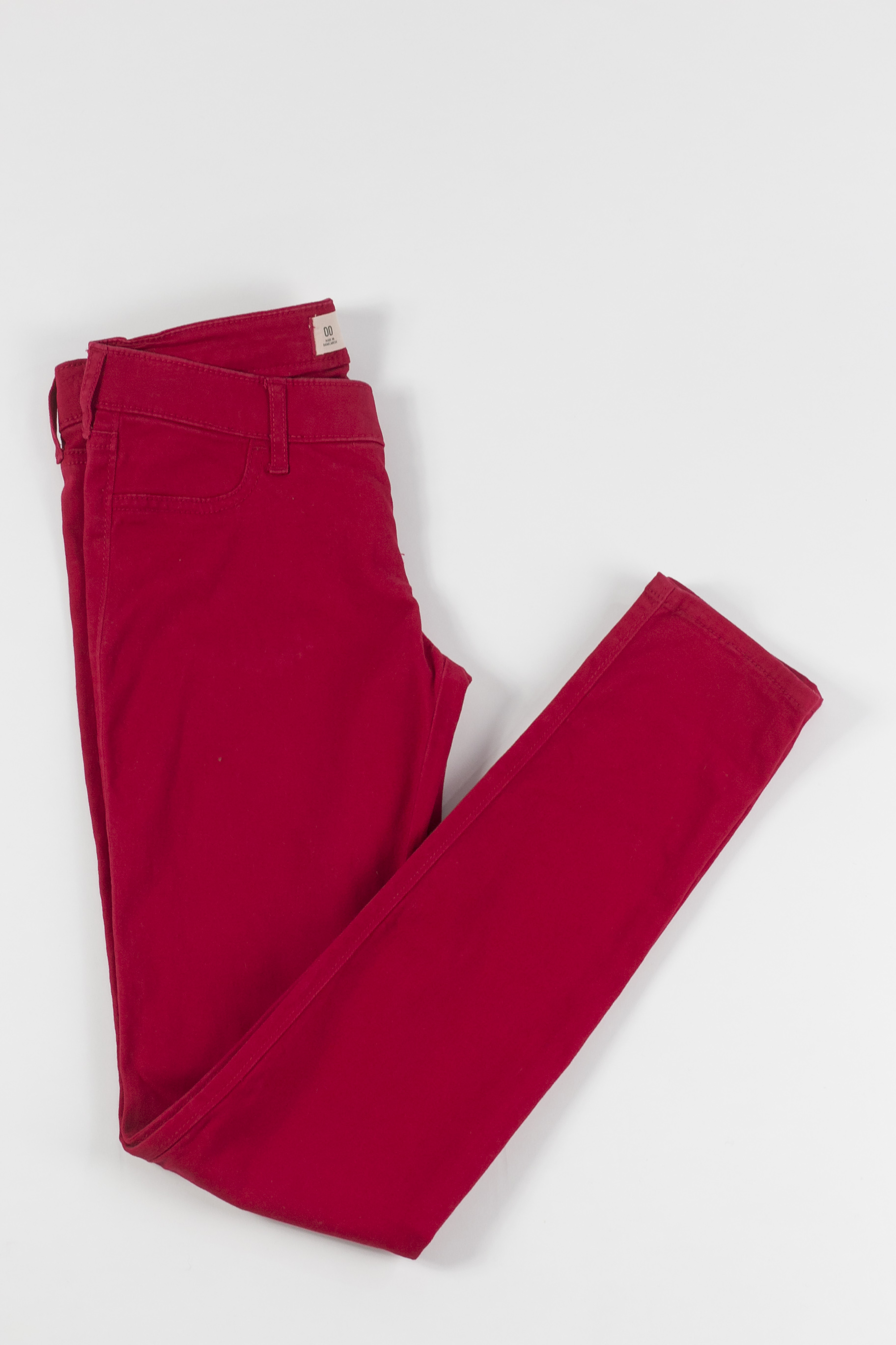 calça sarja vermelha